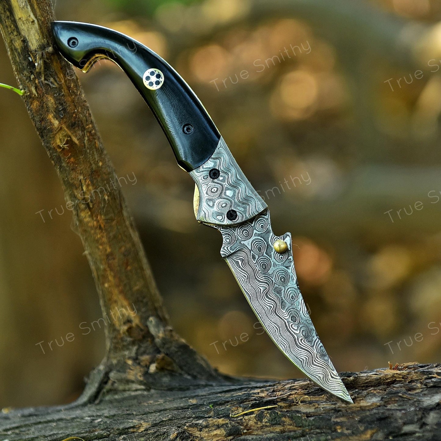 Damascus Steel Folding Pocket Knife – Buffalo Horn Handle, Personalized