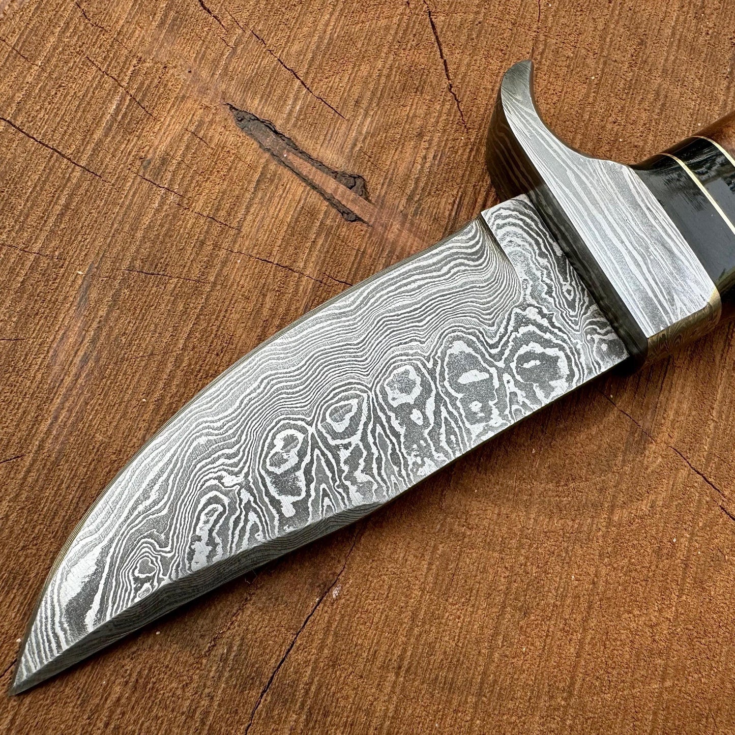 Handmade Damascus Hunting Knife with Leather Sheath